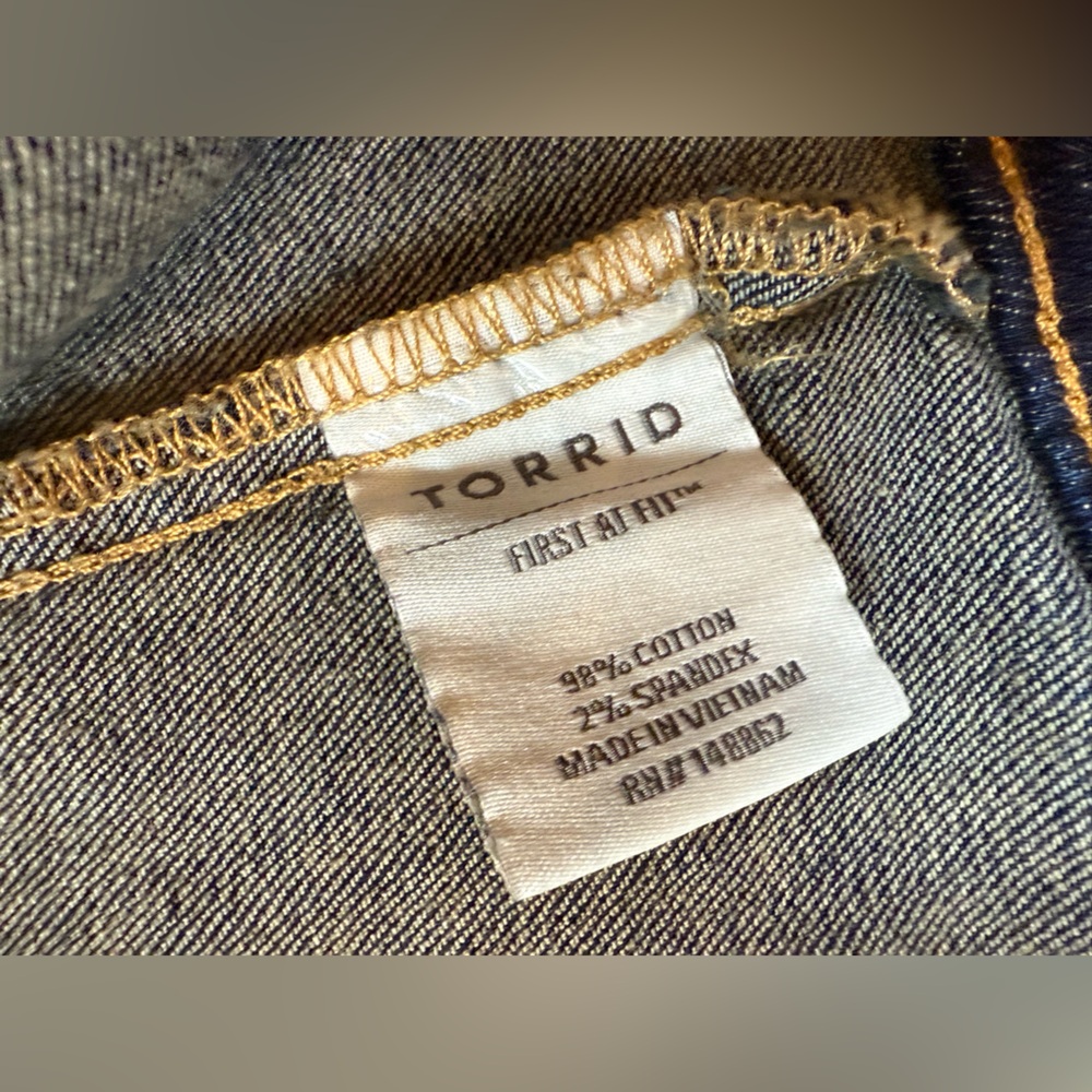 Womens Torrid Crop Denim Blue Vest - Medium Wash Size 4 (bin N) - Picture 10 of 12